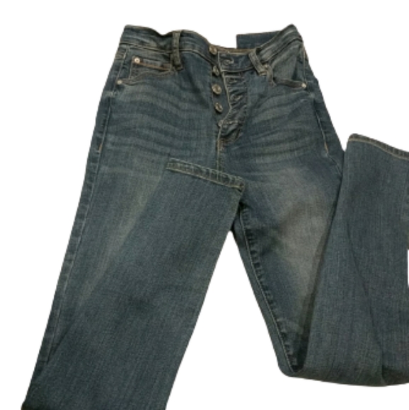 NWOT Garage buttonfly skinny jeans